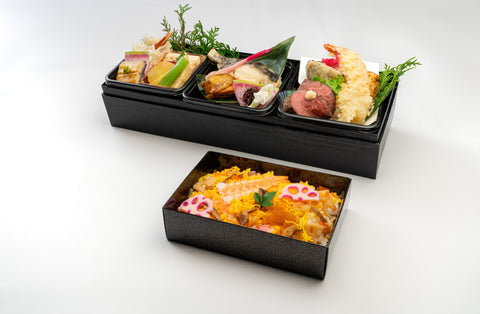会席弁当 大輪