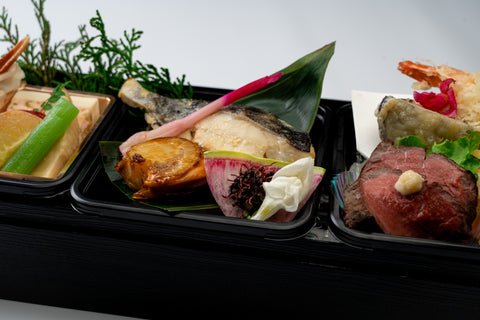 会席弁当 大輪